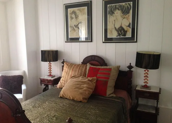 Cantinho Lusitano In Principe Real * Lisboa